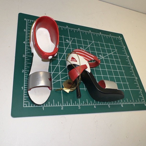 MLB St. Louis Cardinals Novelty Sandal Heels Collectible Display - Picture 9 of 10